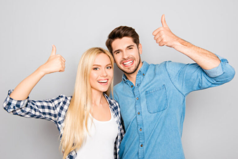 COMFORT couple family air quality iaq thumbs up happy BIGSTOCK e1547133139998